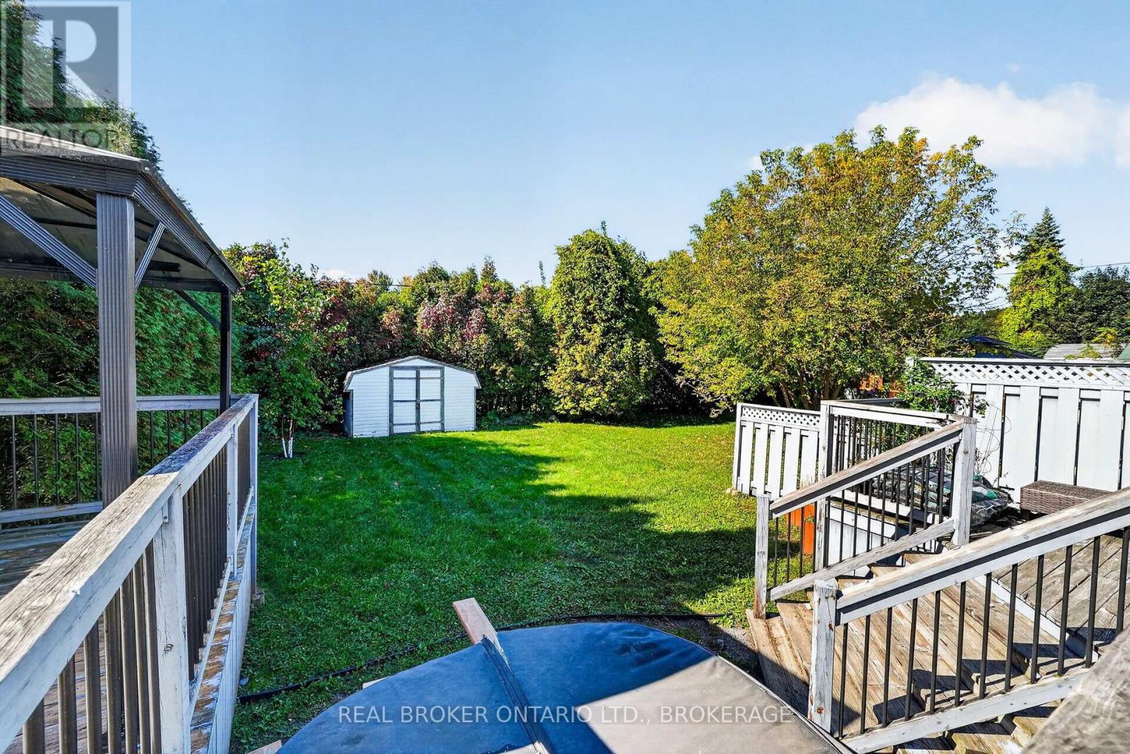 25 DUNBAR AVENUE - 40