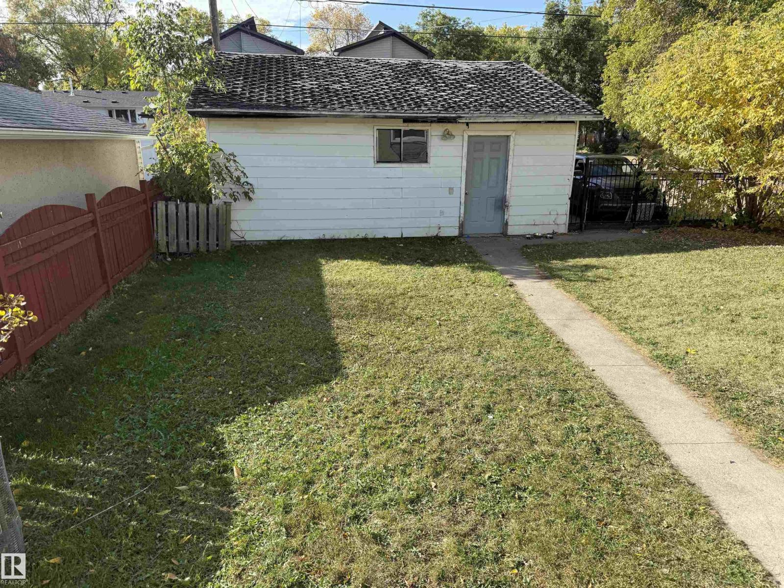 Photo 43