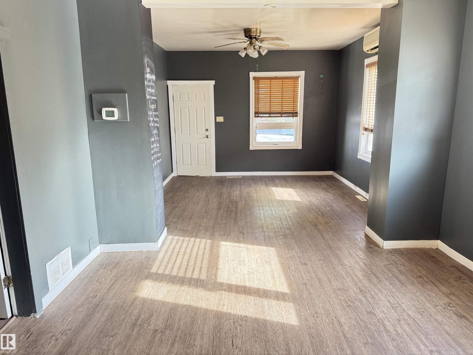 11942 37 ST NW - 5