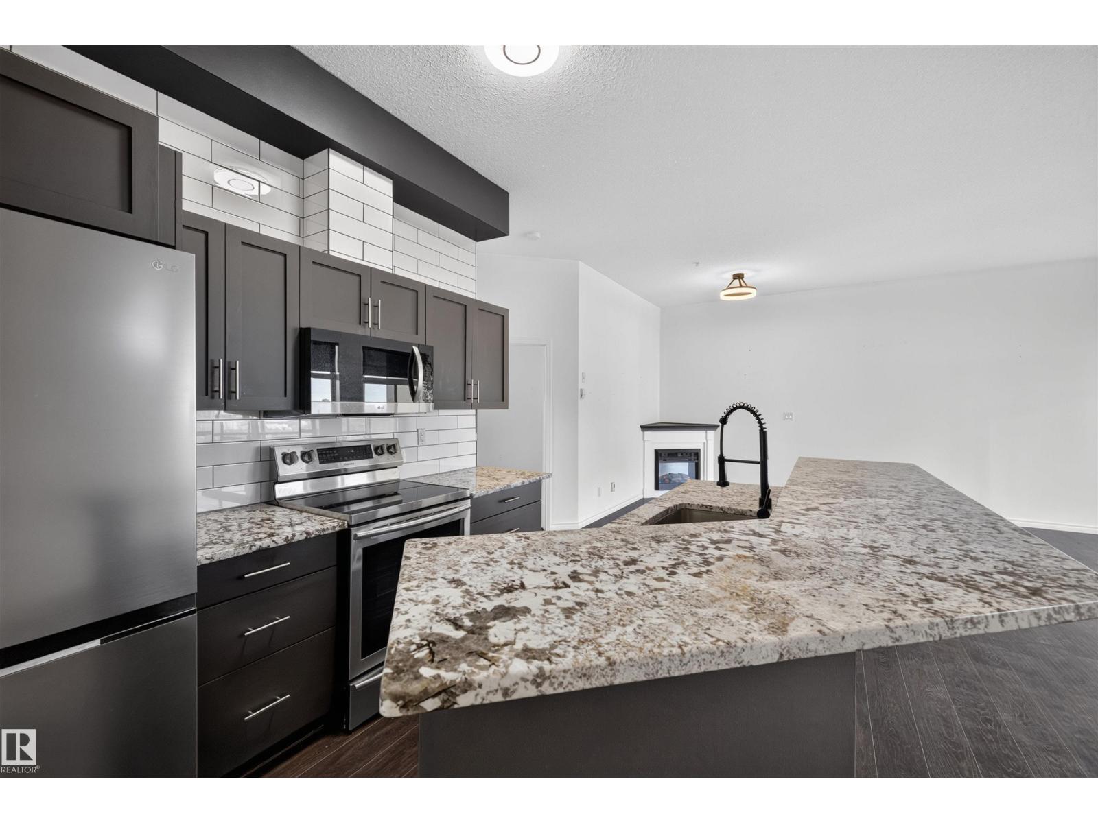 #412 9503 101 AV NW - 20