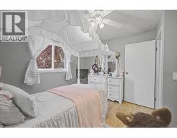 Bedroom - 85 Rideau Close Sw, Airdrie, AB T4B1A7 Photo 11