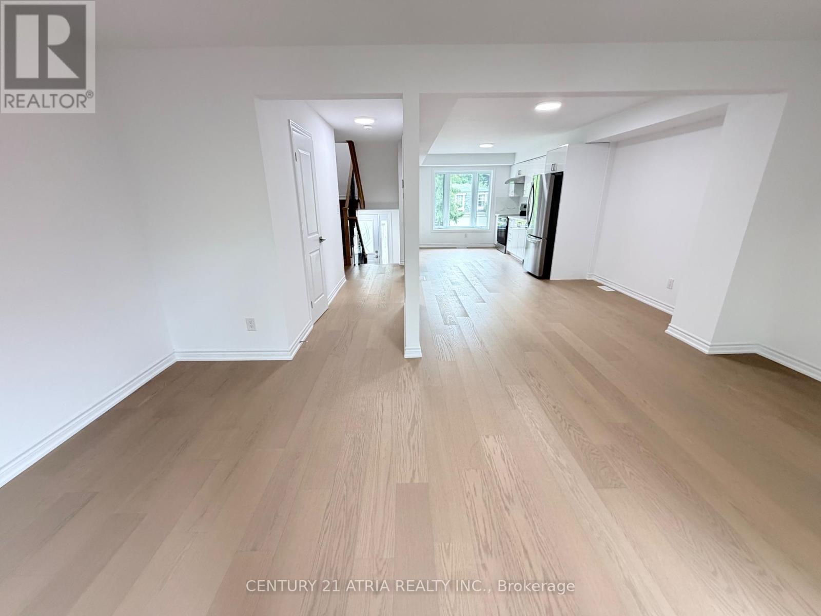 #UNIT 5 11 PLAISANCE ROAD - 7