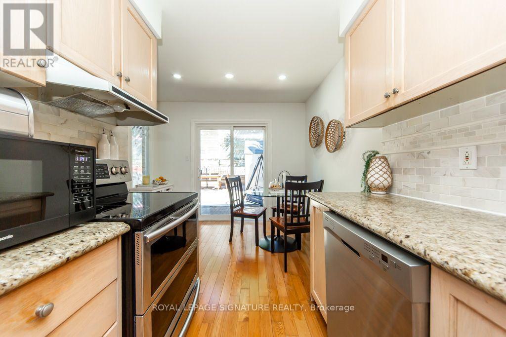28 Augusta Court, Markham, ON photo 10