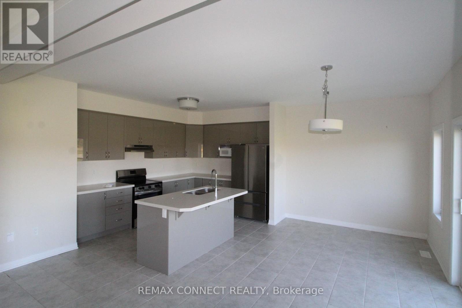3715 Quayside Drive, Severn, ON photo 5