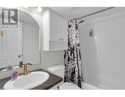 58 - 245 Ferndale Drive S, Barrie, ON L4N0T6 Photo 9