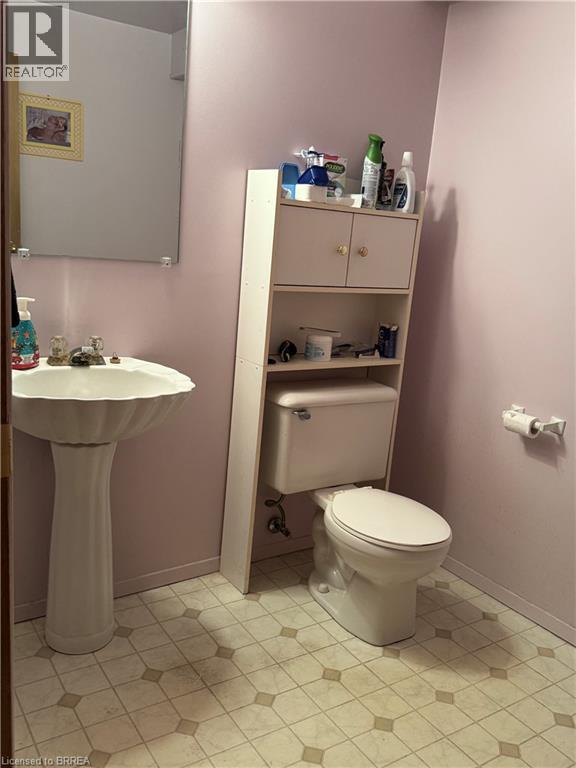 #16 60 WHITLAW Way - 27