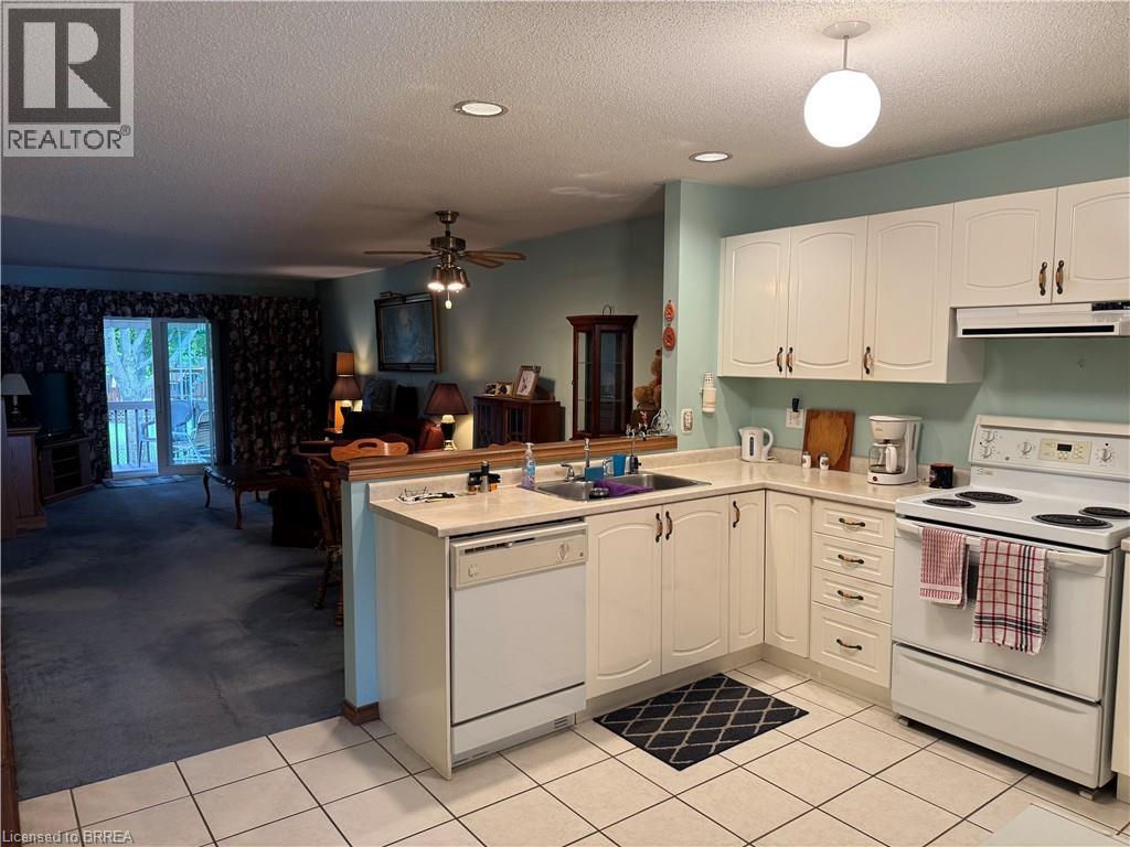 #16 60 WHITLAW Way - Image 11