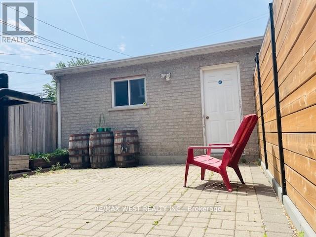 94A MULOCK AVENUE - 15