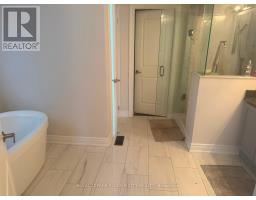 40 Seymour Road, Brampton, ON L6R4A6 Photo 9