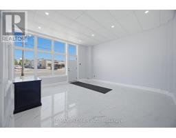 34 Rivalda Road E, Toronto, ON M9M2M3 Photo 15