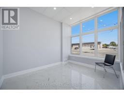 34 Rivalda Road E, Toronto, ON M9M2M3 Photo 17