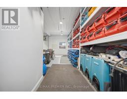 34 Rivalda Road E, Toronto, ON M9M2M3 Photo 29