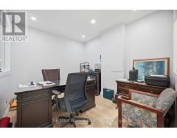 34 Rivalda Road E, Toronto, ON M9M2M3 Photo 31