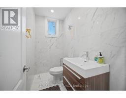 34 Rivalda Road E, Toronto, ON M9M2M3 Photo 32