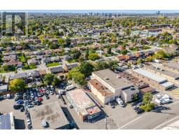 34 Rivalda Road E, Toronto, ON M9M2M3 Photo 42