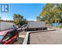 34 Rivalda Road E, Toronto, ON M9M2M3 Photo 46