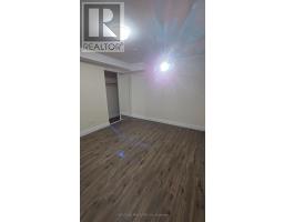957 Sonoma Court, Mississauga, ON L5V2P4 Photo 9