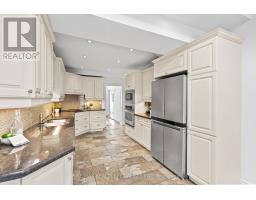 Bathroom - 78 Meadowbank Road, Toronto, ON M9B5C9 Photo 13