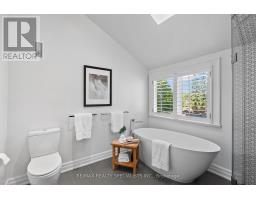78 Meadowbank Road, Toronto, ON M9B5C9 Photo 30