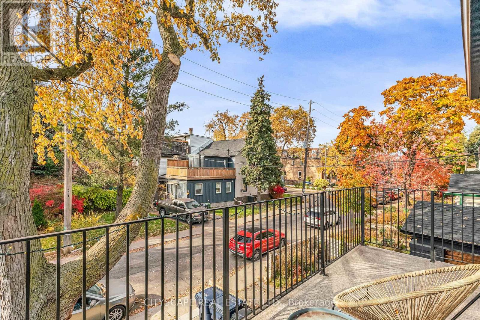 61 Edwin Avenue — photo 26