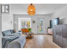 Upper - 61 Edwin Avenue, Toronto, ON M6P3Z5 Photo 20