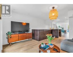Upper - 61 Edwin Avenue, Toronto, ON M6P3Z5 Photo 24