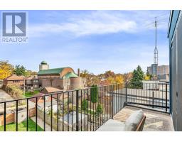 Upper - 61 Edwin Avenue, Toronto, ON M6P3Z5 Photo 37