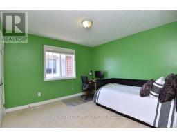 Upper Room - 310 Brigadoon Drive, Hamilton, ON L9C0B7 Photo 18