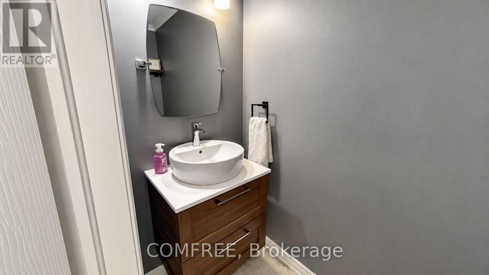 241 Acton Boulevard — photo 13