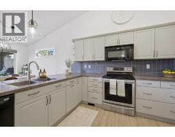 Family room - 4109 45 Avenue, Sylvan Lake, AB T4S0B9 Photo 14