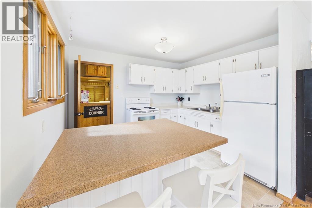 460 Lawrence Street - 10