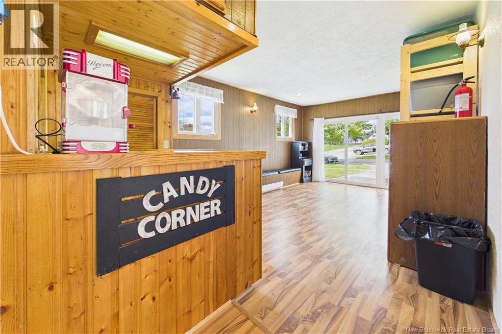 460 Lawrence Street - 14