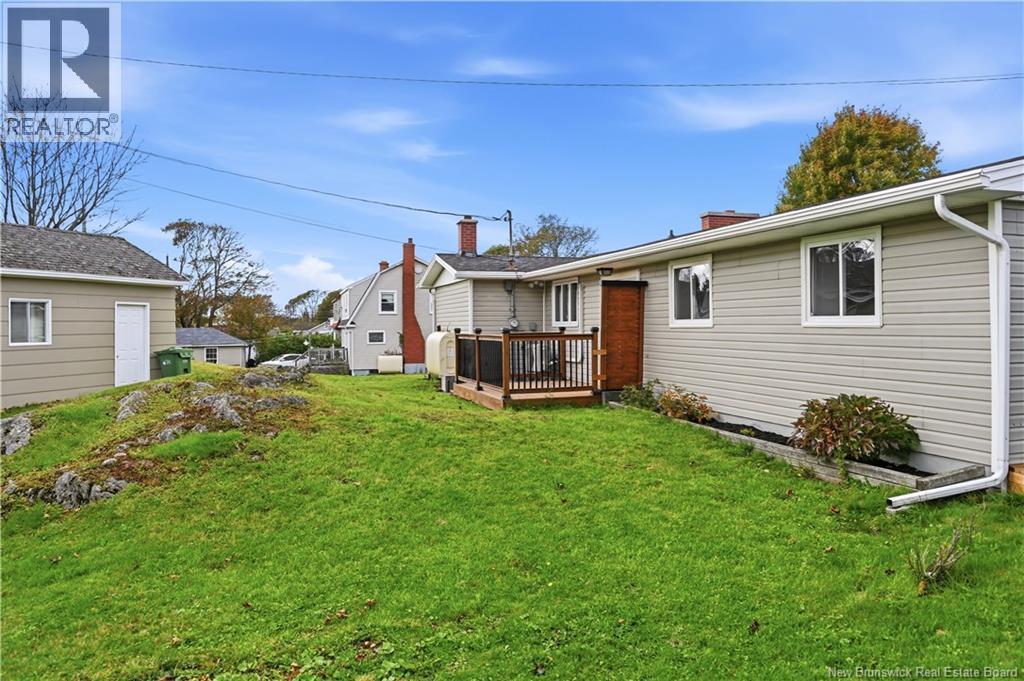 460 Lawrence Street - 27
