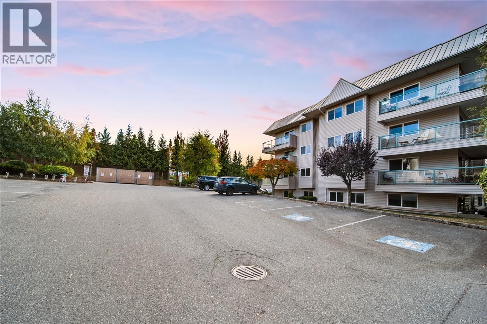 101 6715 Dover Rd, Nanaimo