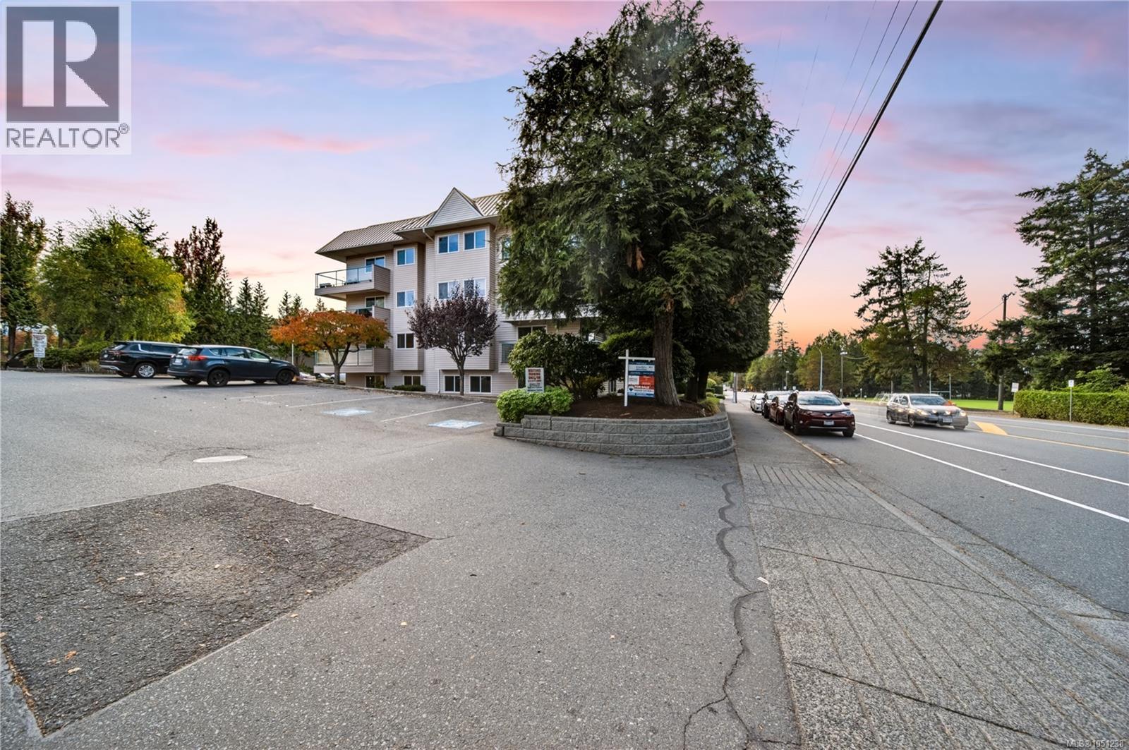 101 6715 Dover Rd, Nanaimo