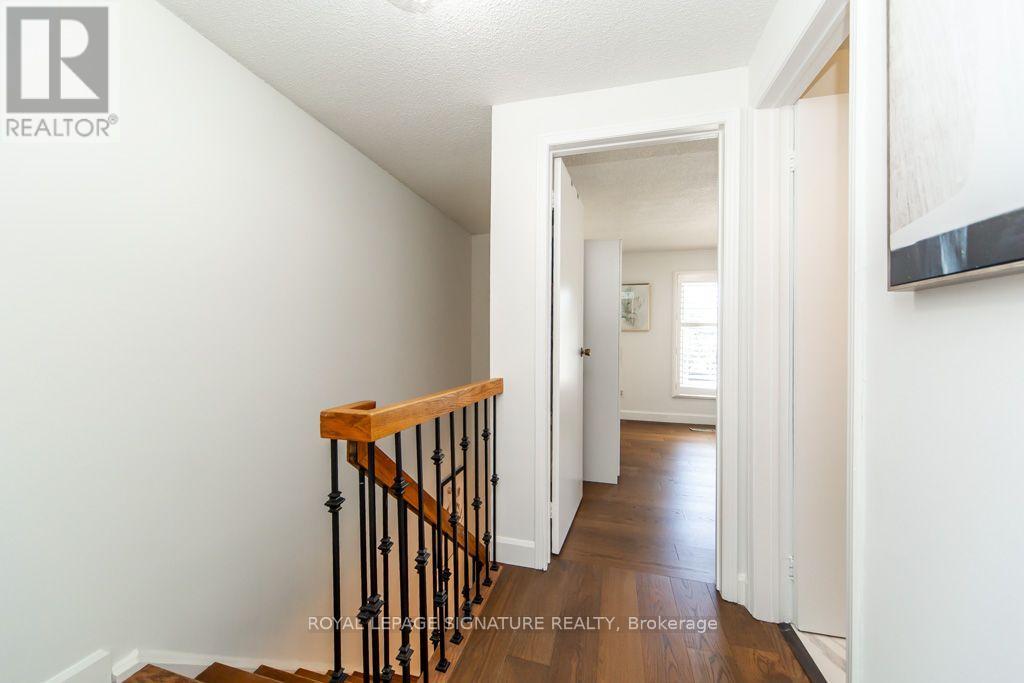 28 Augusta Court, Markham, ON photo 16