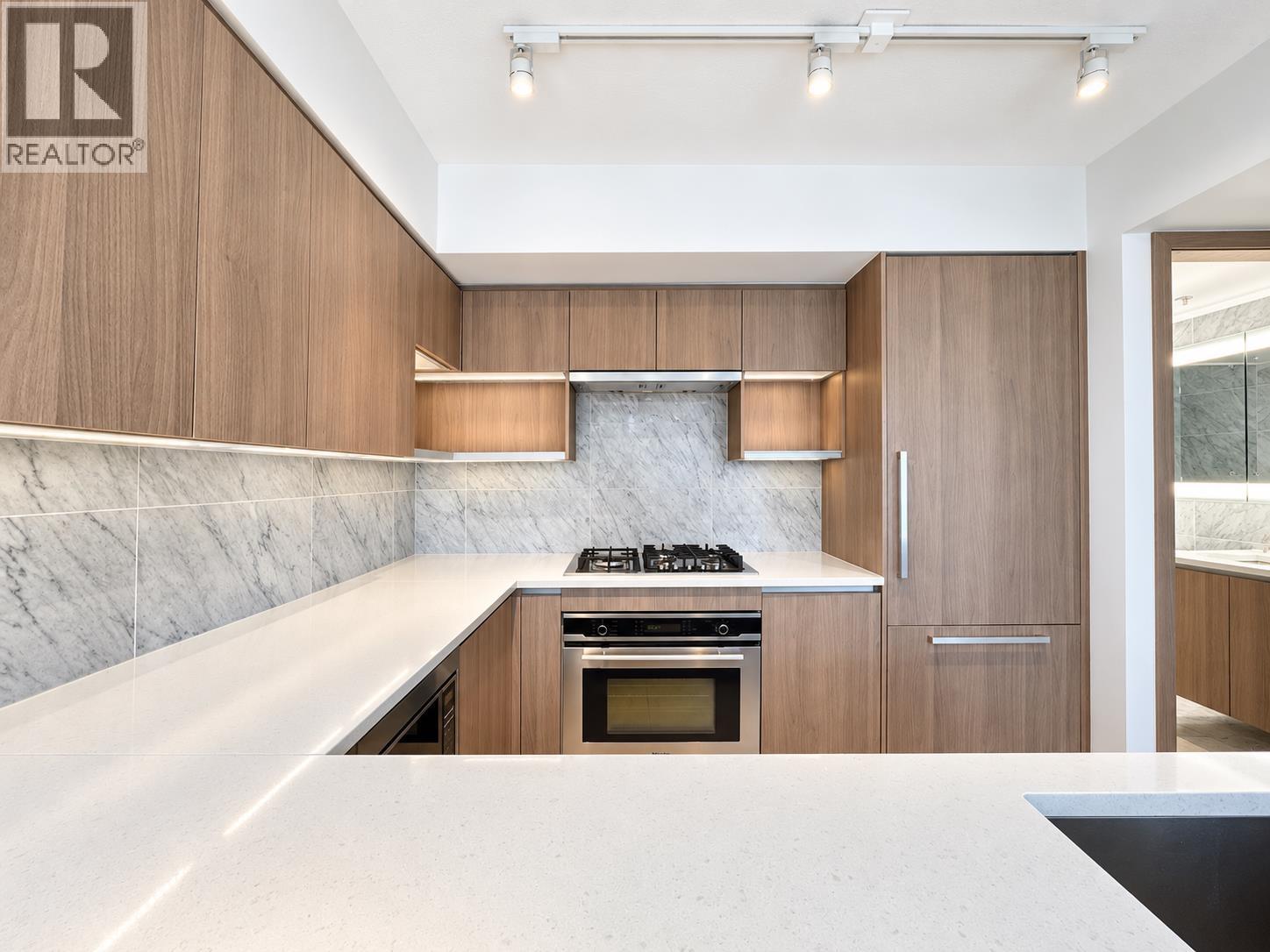 Photo of 520 8988 PATTERSON ROAD 27