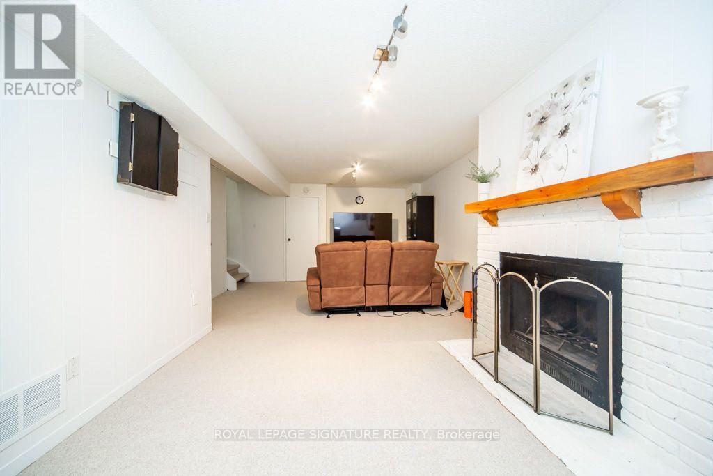 28 Augusta Court, Markham, ON photo 25