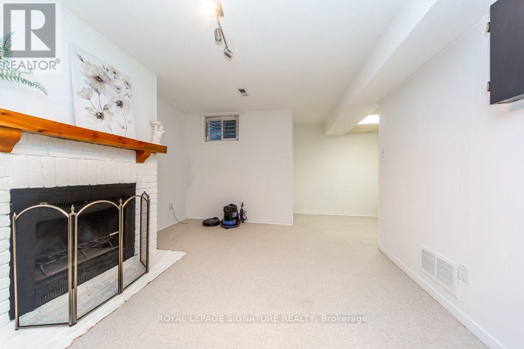 28 Augusta Court, Markham, ON photo 27