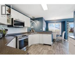 878 Temple St, Parksville, BC V9P2L8 Photo 25