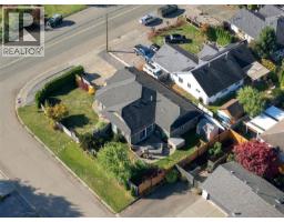 878 Temple St, Parksville, BC V9P2L8 Photo 16