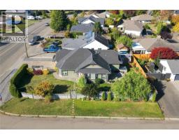 878 Temple St, Parksville, BC V9P2L8 Photo 19