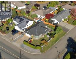 878 Temple St, Parksville, BC V9P2L8 Photo 44