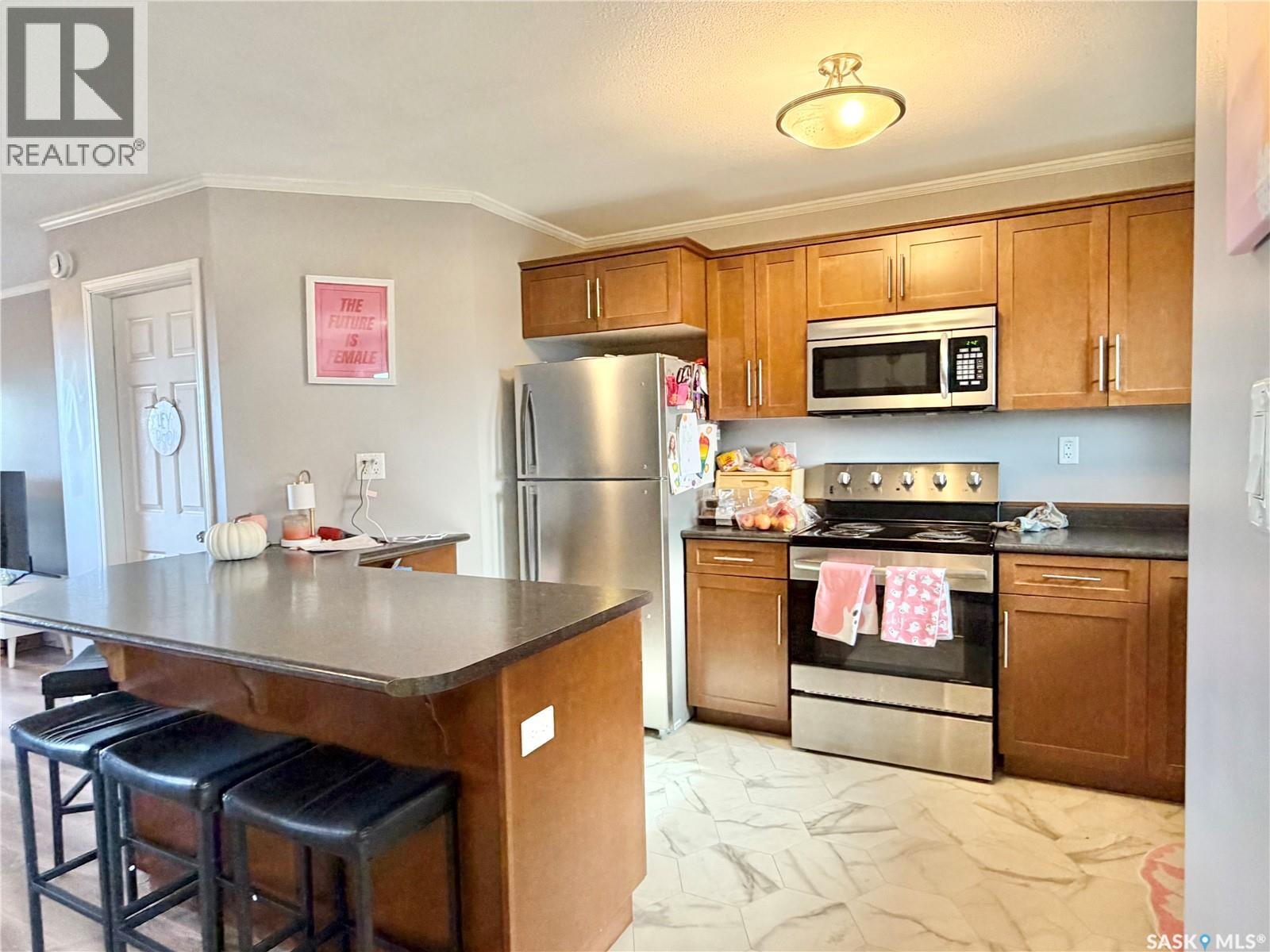 #510 1303 Richardson ROAD - 3