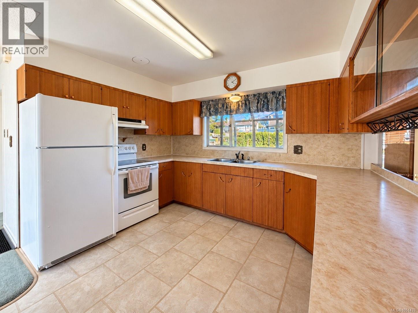 2433 5th Ave, Port Alberni