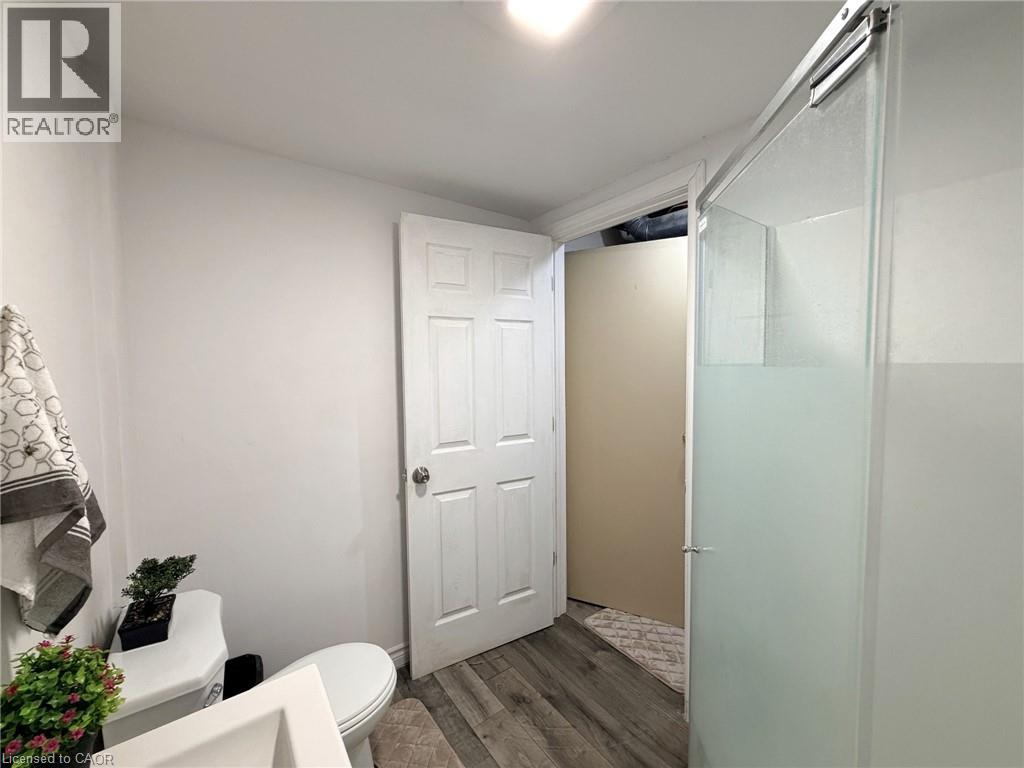 195 Ferguson Drive — photo 32