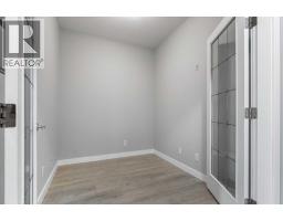 405, 880 Centre Avenue NE - photo 23