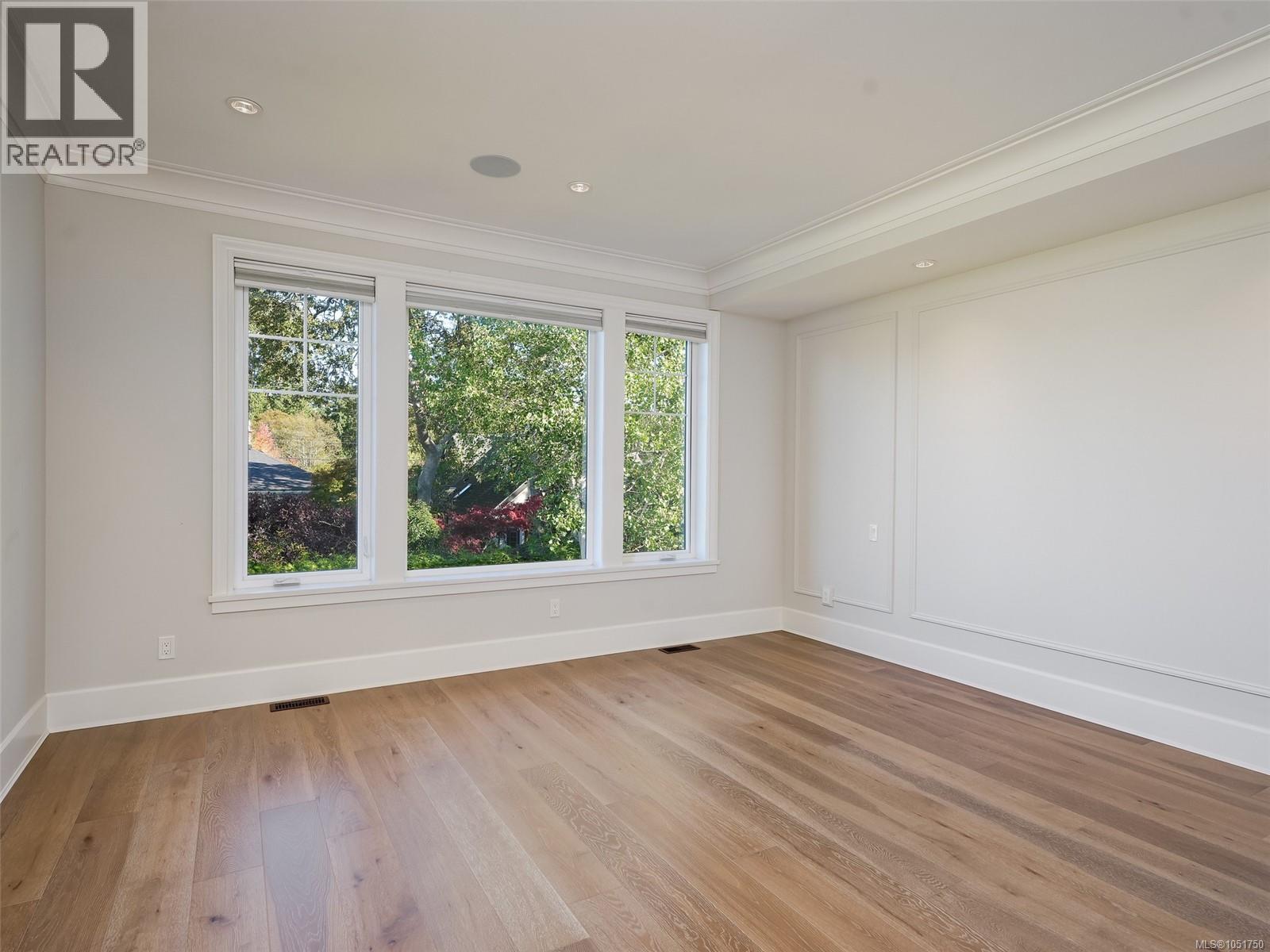  619 Oliver Street, Oak Bay