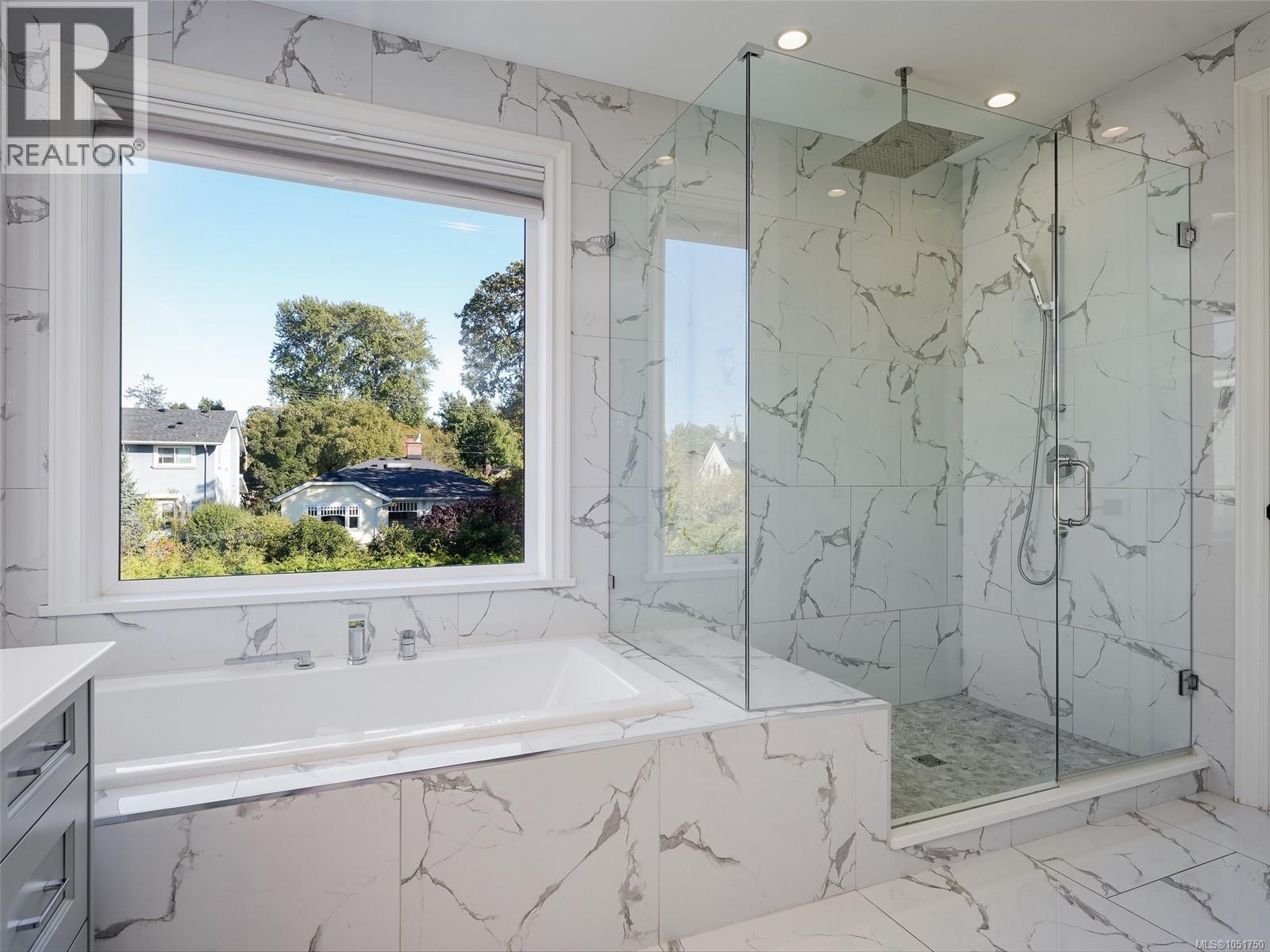  619 Oliver Street, Oak Bay