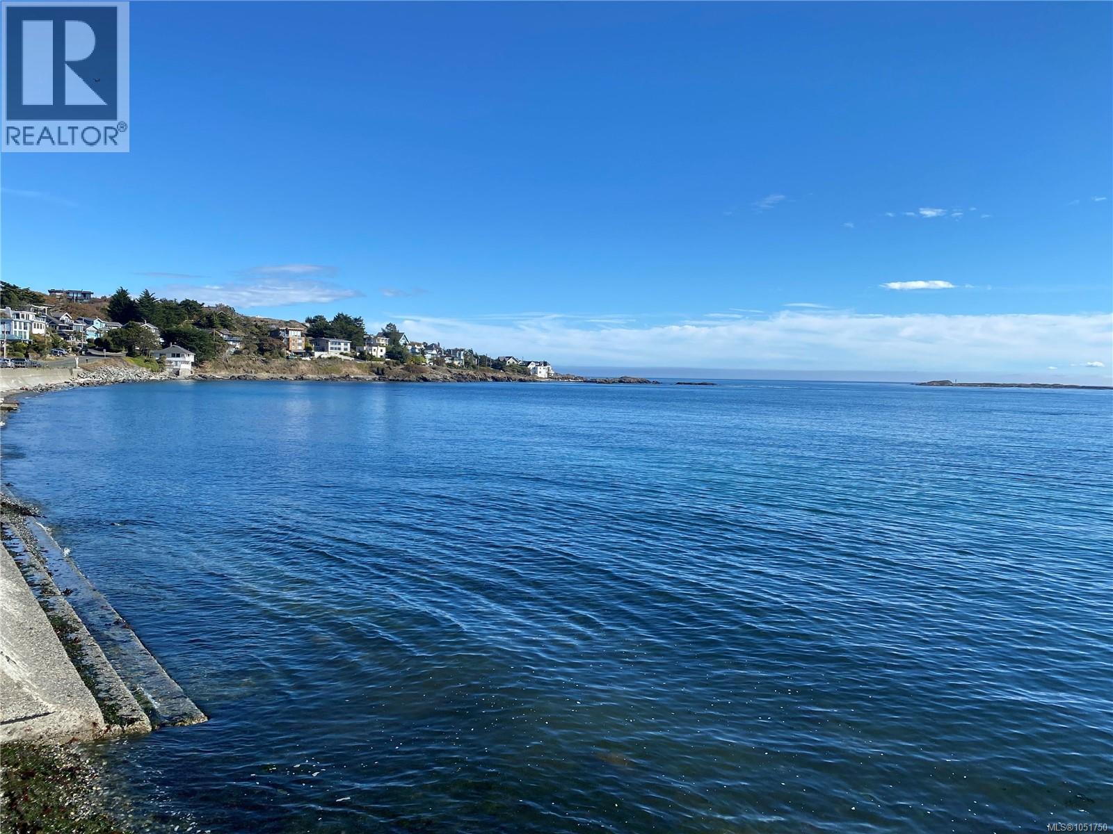  619 Oliver Street, Oak Bay